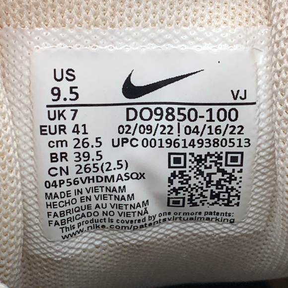 Nike Air Max 90 SE White Green Running Shoes DO9850-100 Women's Sz 9.5 - Picture 10 of 10